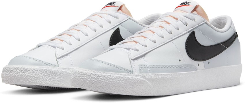 Nike blazer low store india