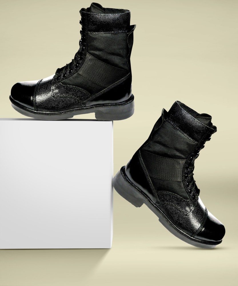 Boots for men flipkart sale