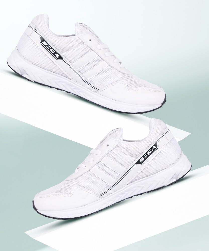 White sports shoes store flipkart