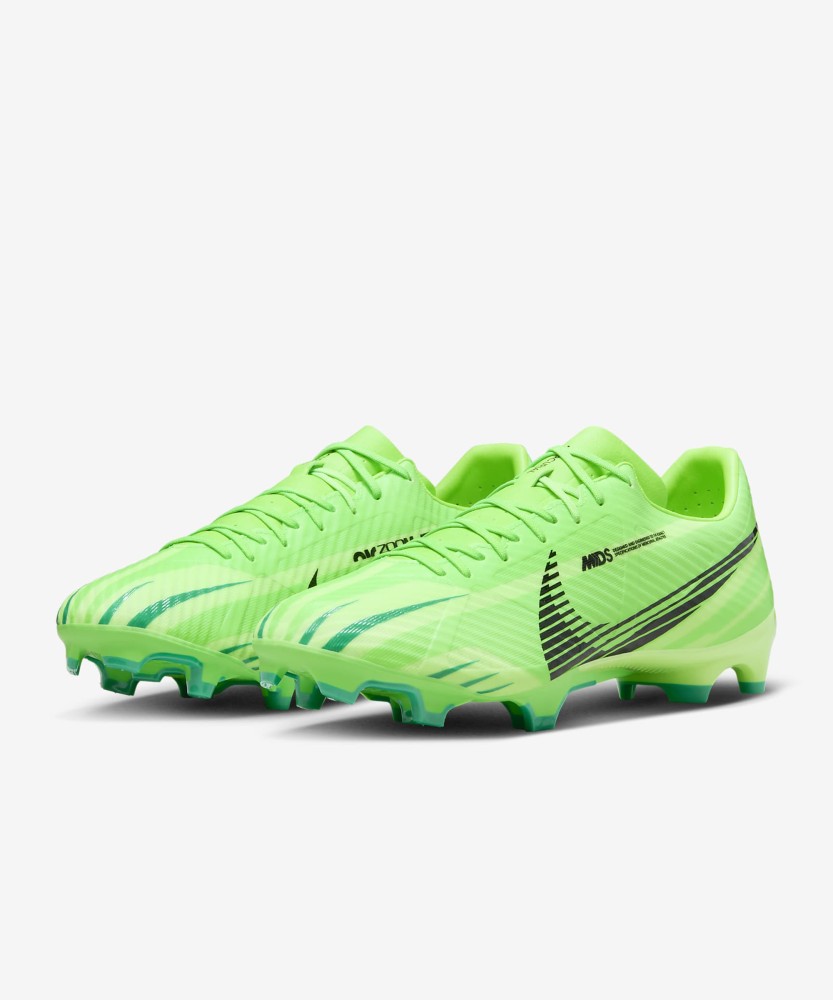 Flipkart nike football boots best sale