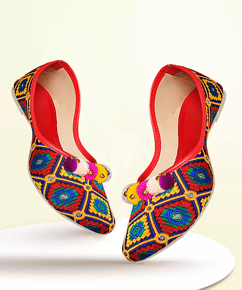 Mojari on flipkart on sale