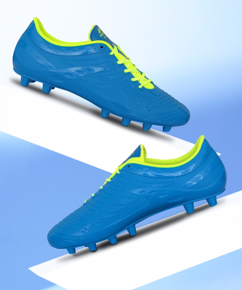 Nivia dominator sales football shoes