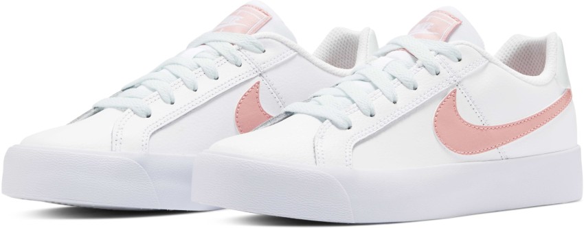 Nike wmns court sales royale