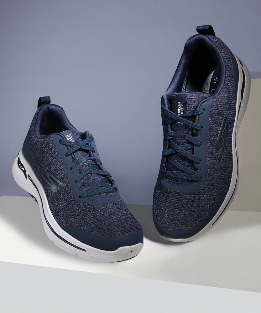 Skechers go run club bangalore hot sale