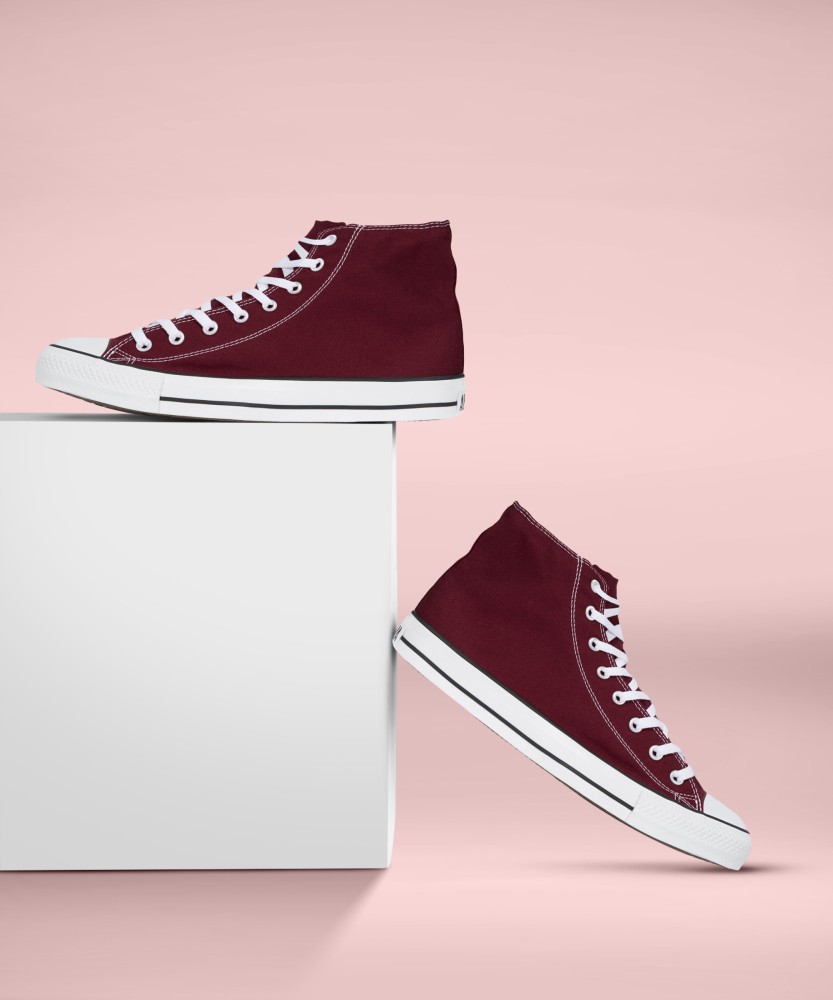 Maroon on sale canvas shoes