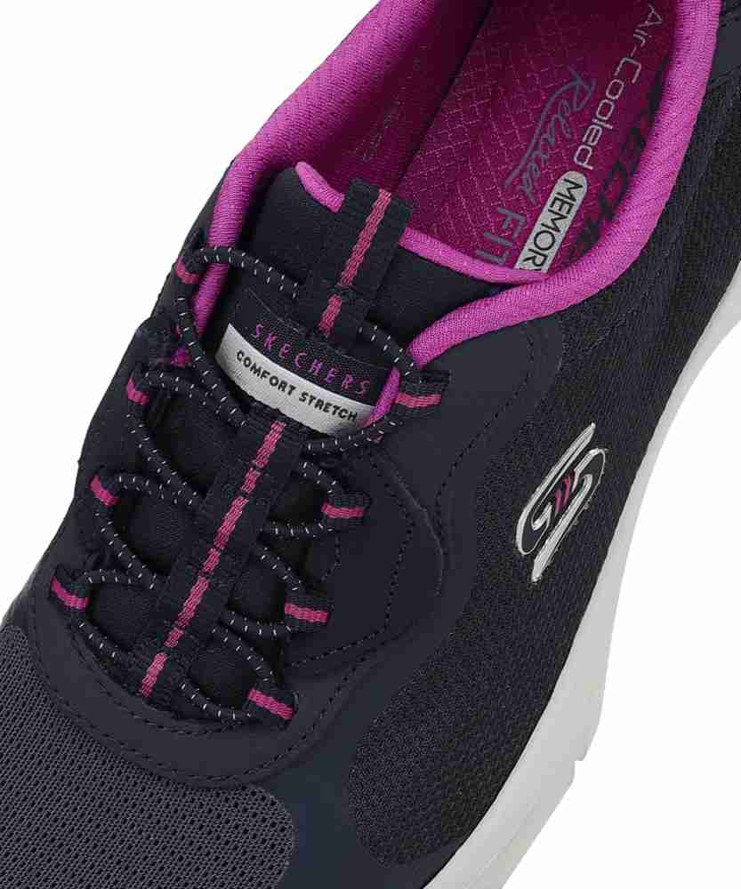 Skechers D'LUX COMFORT - BLISS GALORE Running Shoes For Women - Buy  Skechers D'LUX COMFORT - BLISS GALORE Running Shoes For Women Online at  Best Price - Shop Online for Footwears in