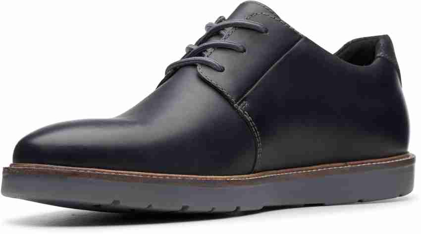 Clarks hotsell grandin plain