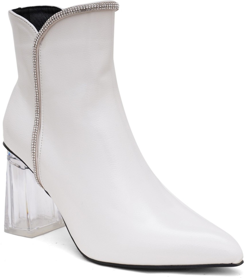 White hot sale glossy boots