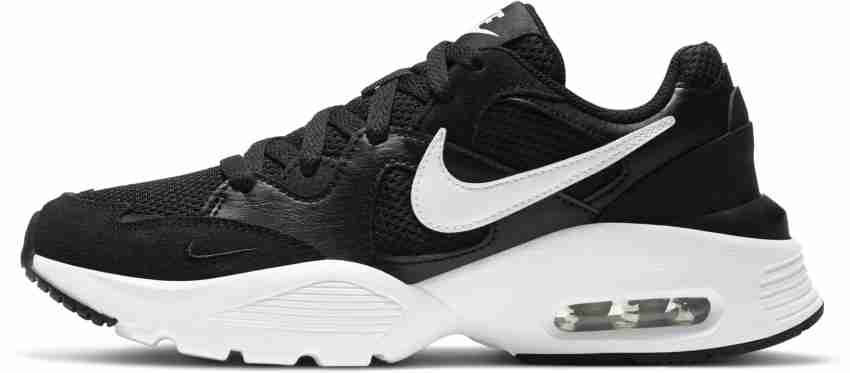 Nike store fusion sneakers