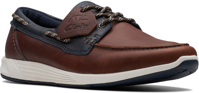 Clarks shoes 2025 sale india