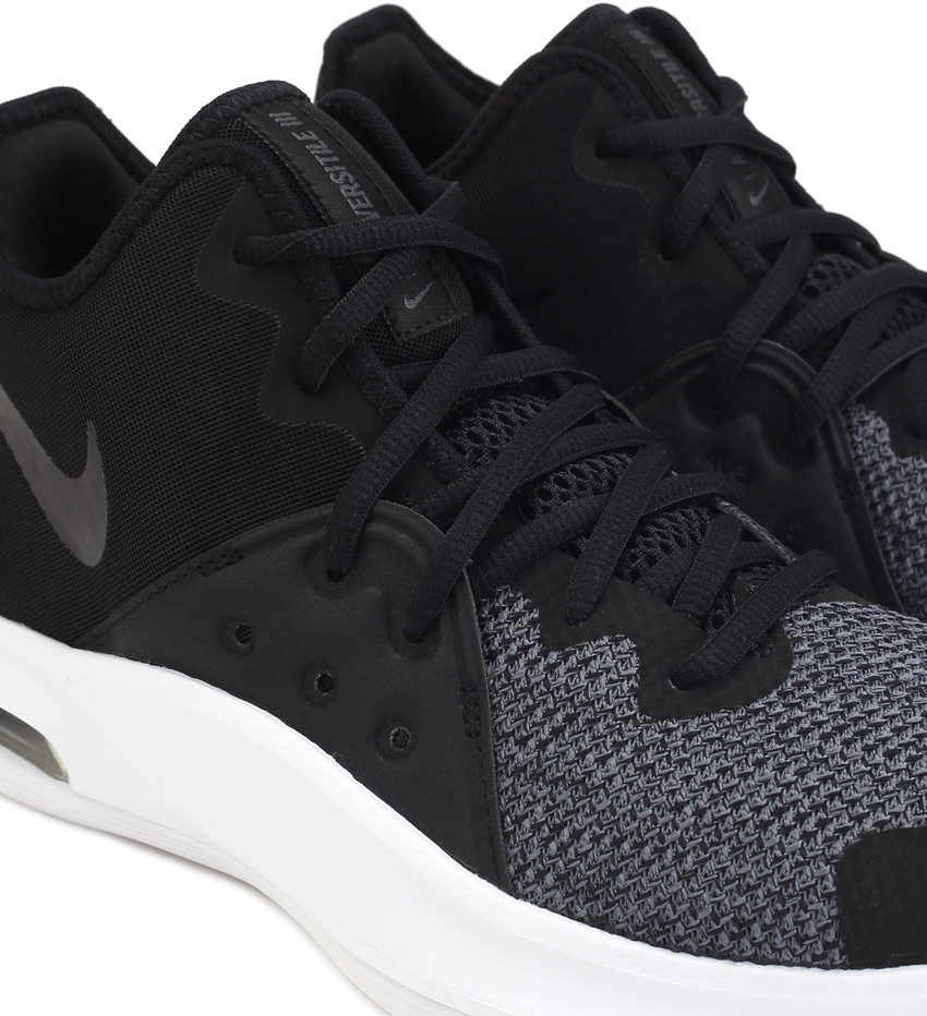nike air versitile 3