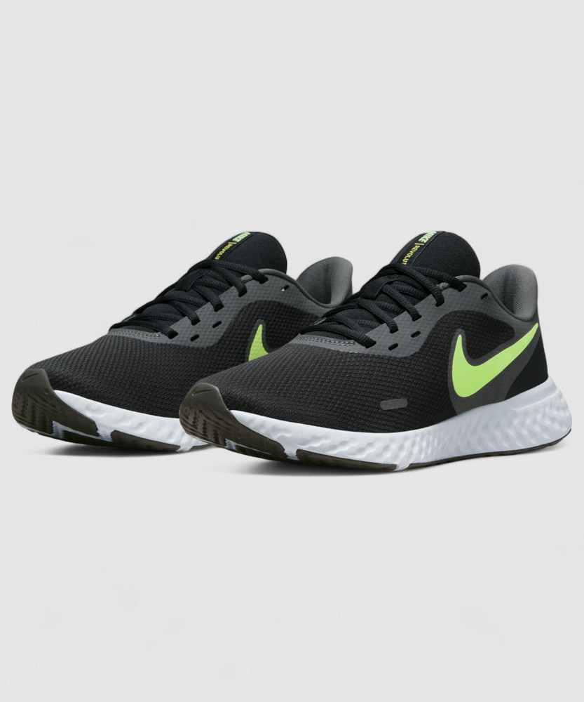 nike black revolution 5 running trainers