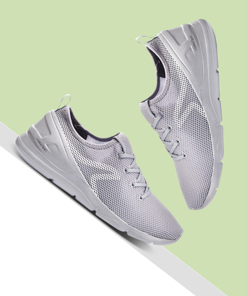 DECATHLON Woman Walking Shoes, Women's Fashion, Footwear, Sneakers on  Carousell