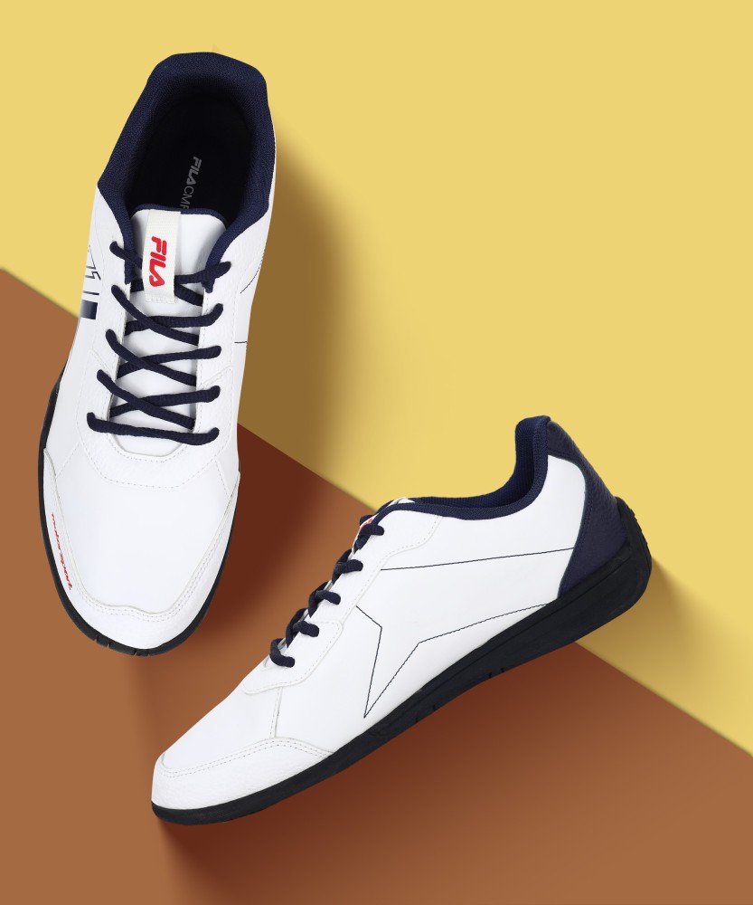 Fila white deals shoes flipkart