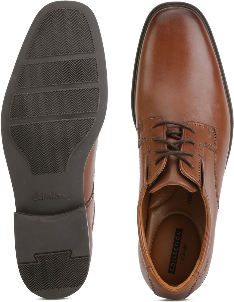 Clarks formal 2025