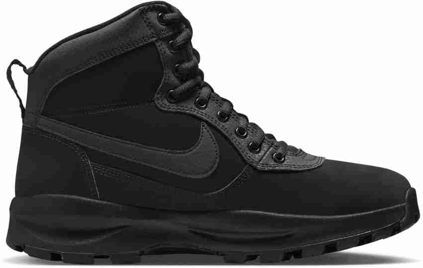 Nike manoadome hot sale men's boot