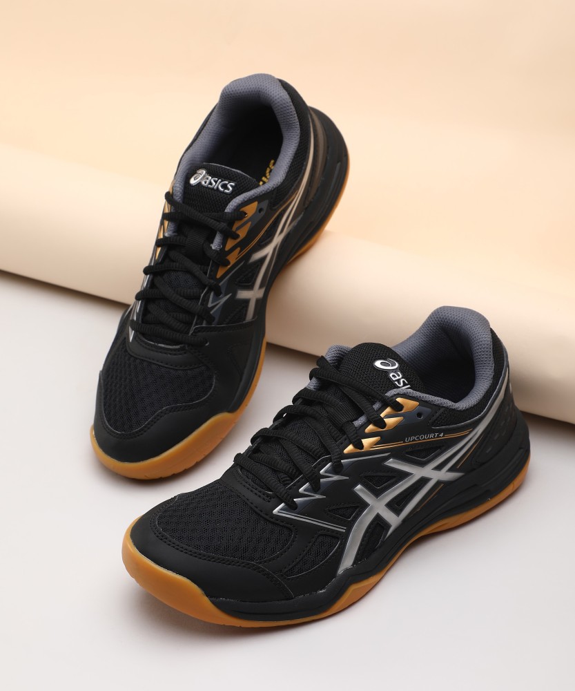 Asics badminton deals shoes flipkart