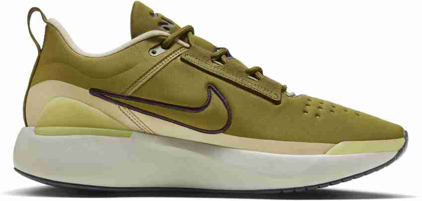 Green 2025 nike shoes