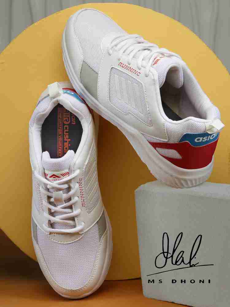 The discount blade sneaker