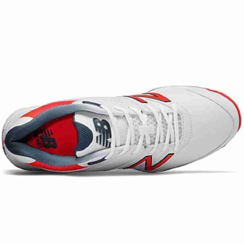 New balance clearance cricket shoes india