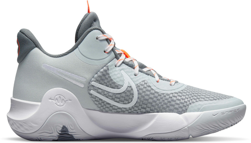 White kd sales basketball shoes