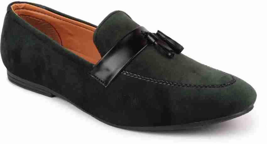 Loafer best sale velvet shoes