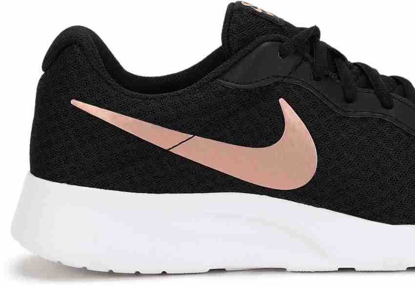 Nike tanjun black outlet red