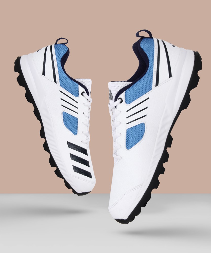 Adidas cricket shoes outlet in pakistan