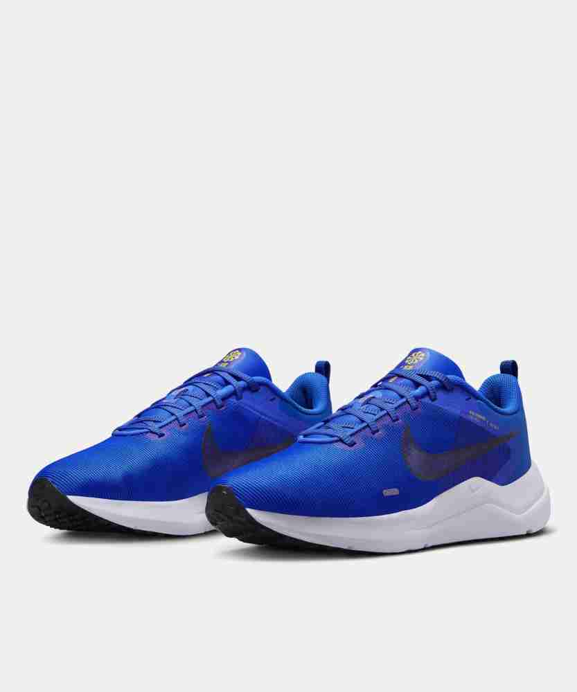 Nike sales a 12