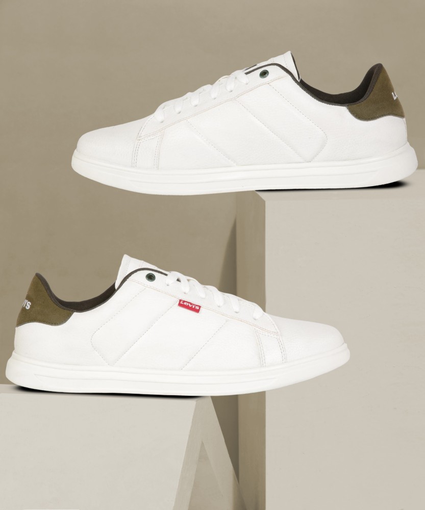 Levis white on sale shoes flipkart