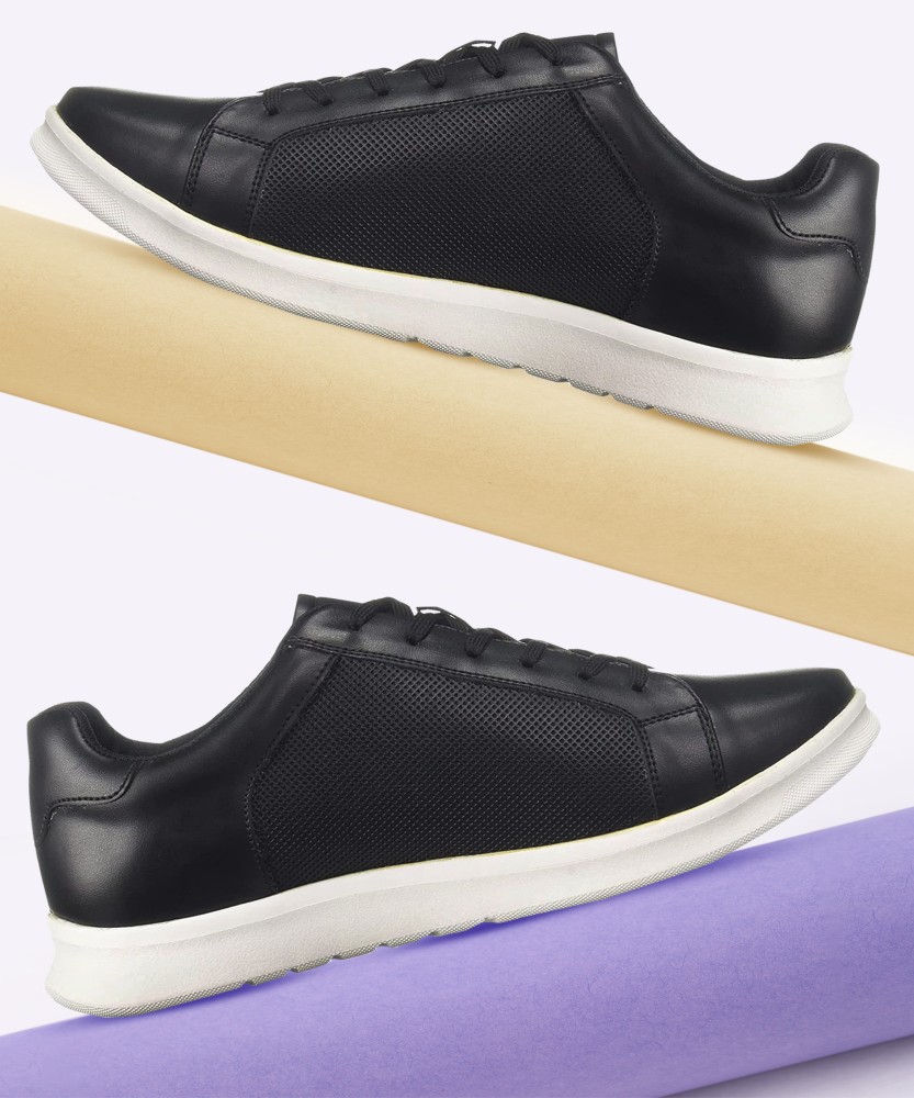 Hush puppies shoes flipkart sale