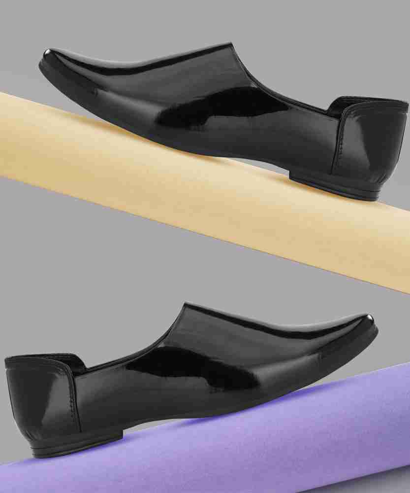 Loafers on kurta pajama clearance