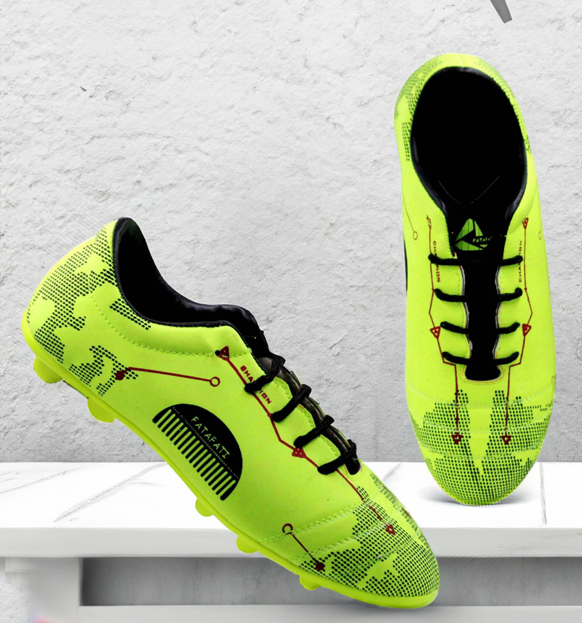 Stylish football shoes discount