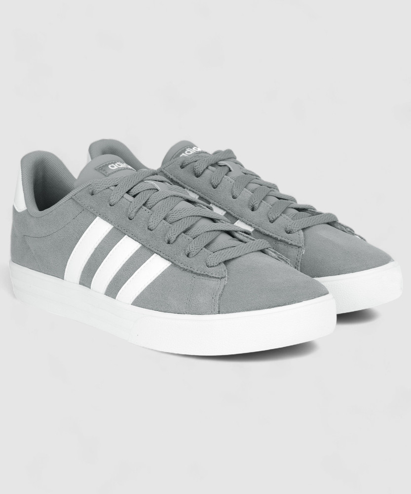 adidas originals men's daily 2.0