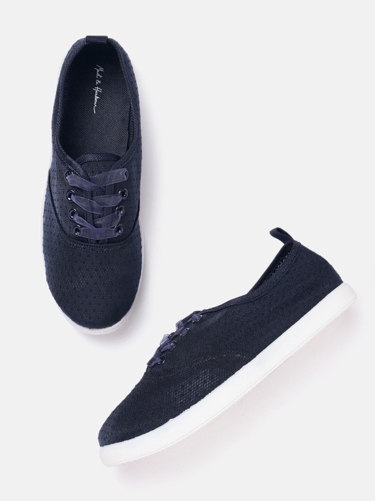 Mast and harbour slip on sneakers deals