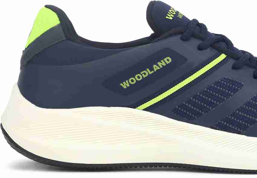 Woodland sports deals shoes flipkart