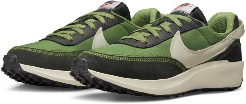 Nike waffle outlet green