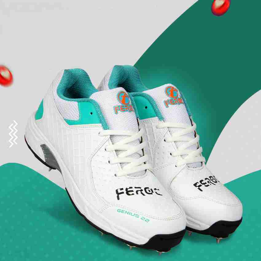 Cricket spikes price in pakistan shop