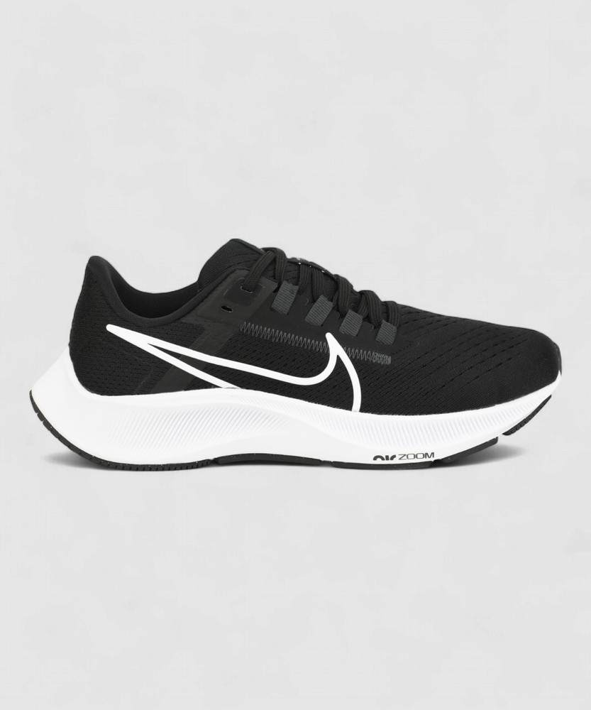 nike pegasus 38 black