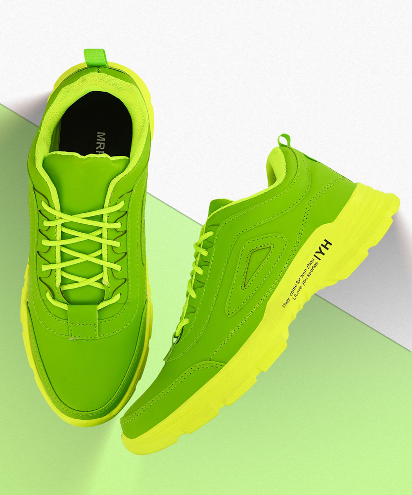 Light coloured shoes outlet