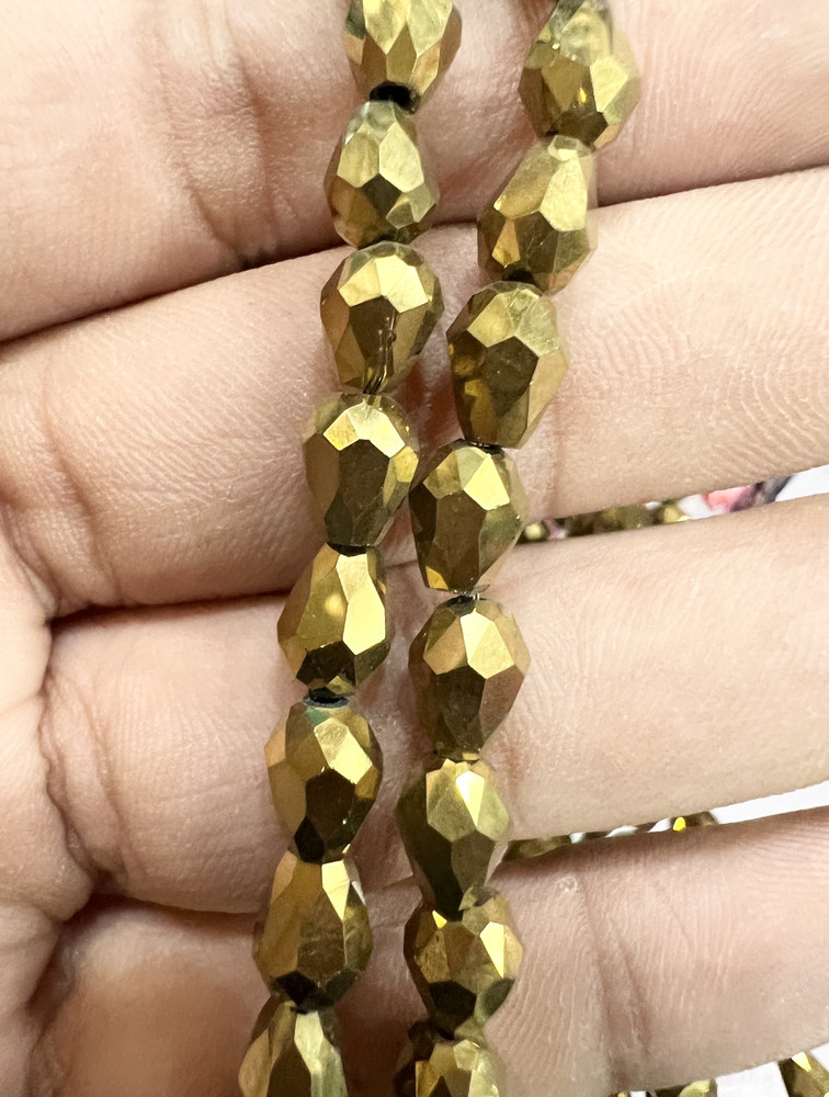 Unikart Drop Shape Gold Metal Crystal Beads 110pcs For Art Craft