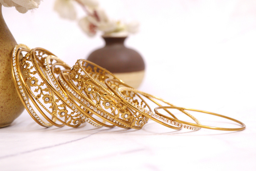 New gold bangle design 2019 on sale