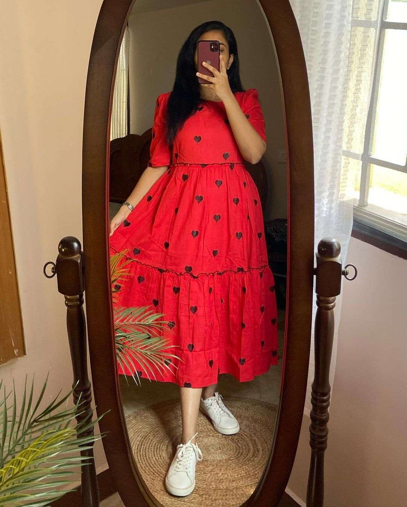 Red gown flipkart cheap