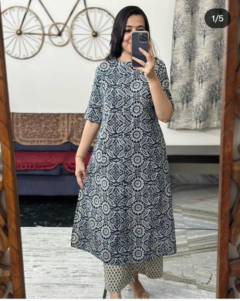 CHITIVYANSHU Women Printed A line Kurta