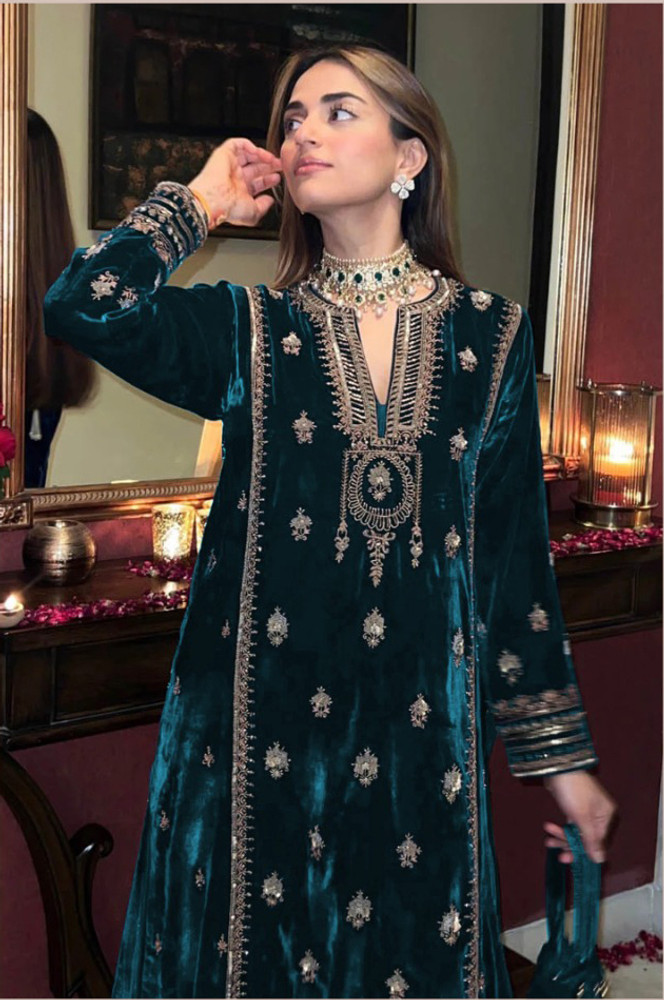 Flipkart velvet dresses hot sale