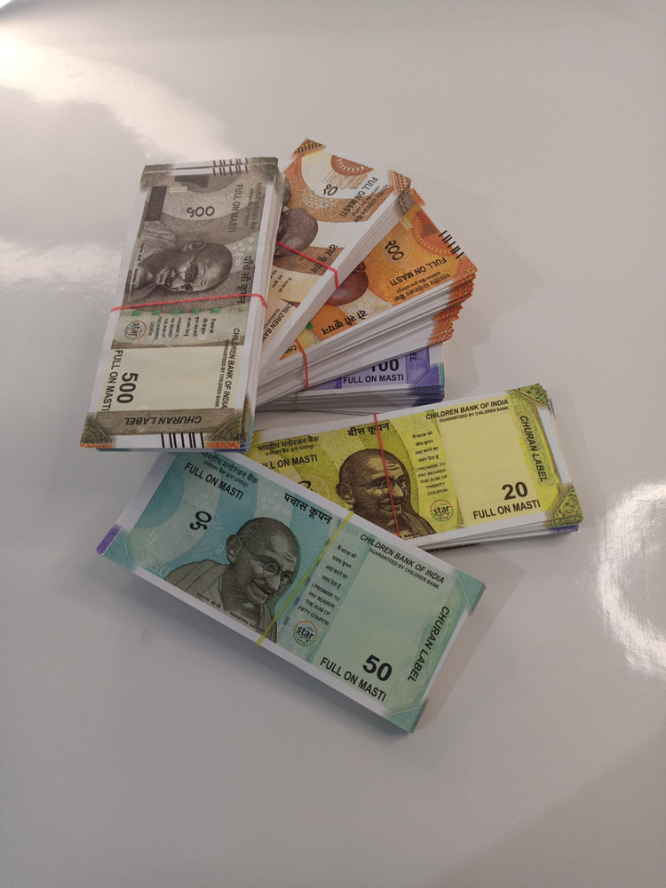 Toy fake money outlet