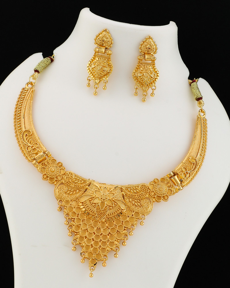 bhanu diam Alloy Gold Jewellery Set Price in India Buy bhanu