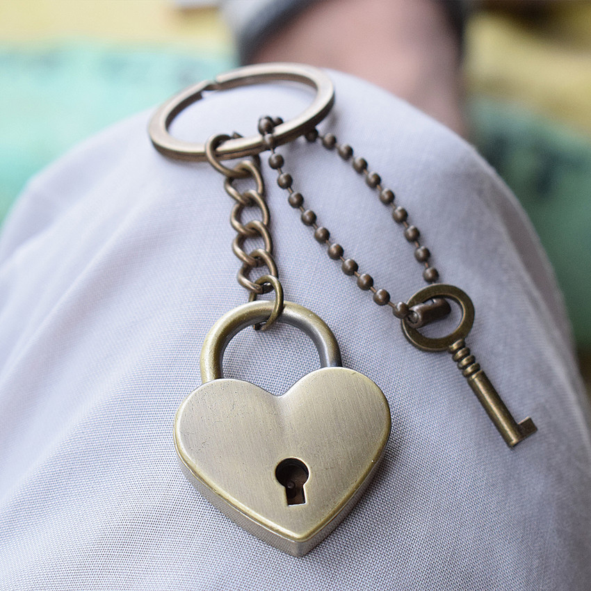 ROYAL DESIGN Heart Lock With Key Lovers Gift Fashion Unisex