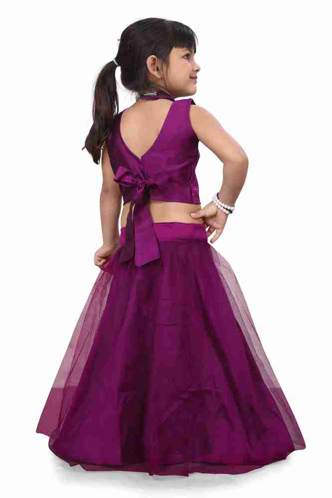 Girl deals baby lehenga