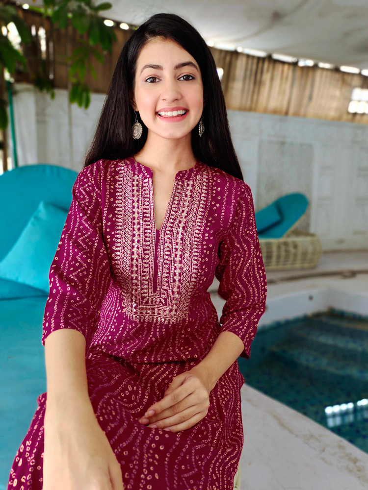 crafton Women Bandhani Embroidered Straight Kurta Buy crafton